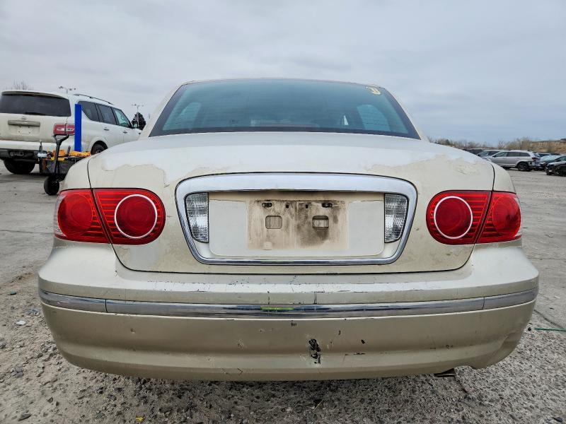 2005 KIA Amanti