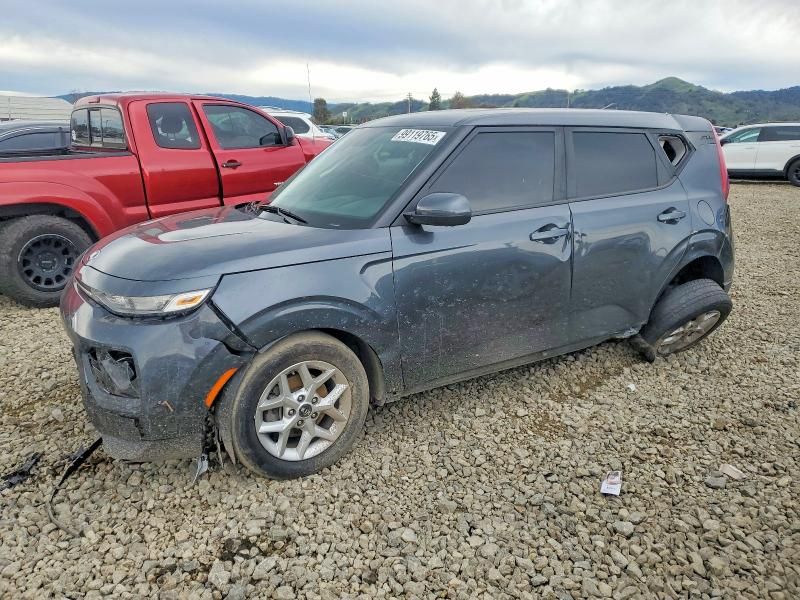 2021 KIA Soul lx