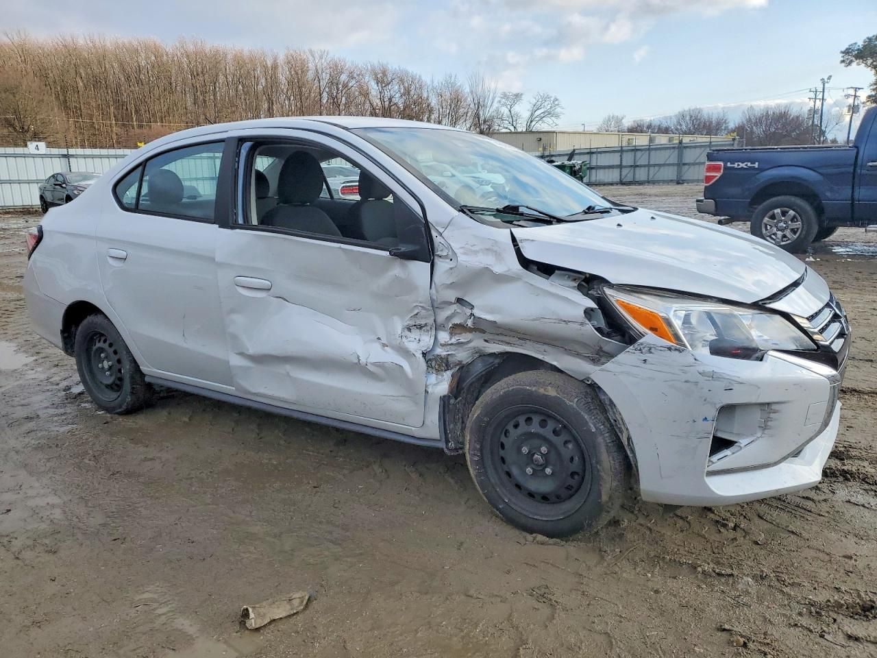 2021 Mitsubishi Mirage G4 es