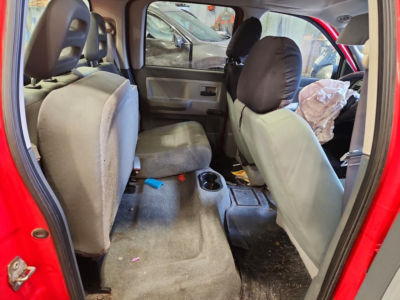 2005 Dodge Dakota Quattro