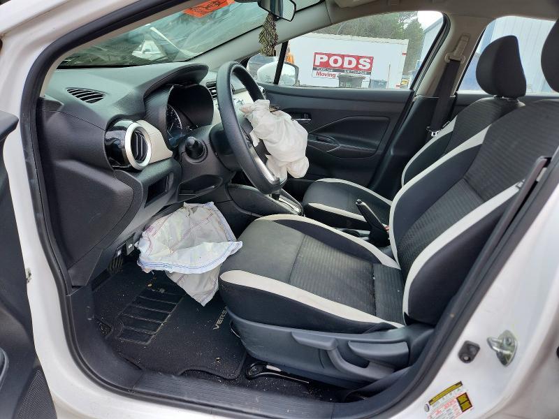 2020 Nissan Versa sv