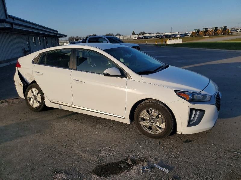 2022 Hyundai Ioniq se