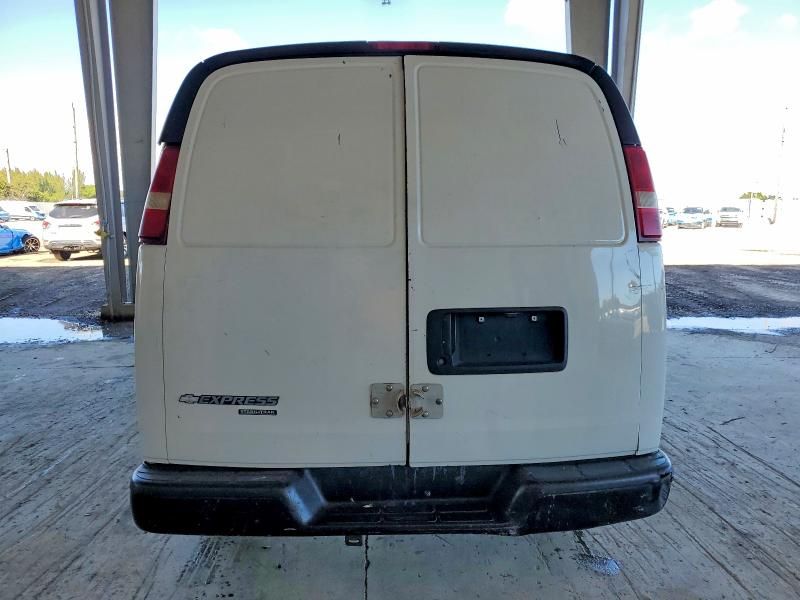 2013 Chevrolet Express G2500