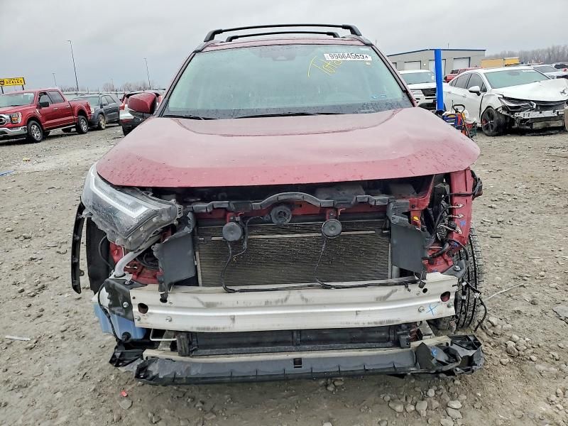 2024 Toyota Rav4 xle