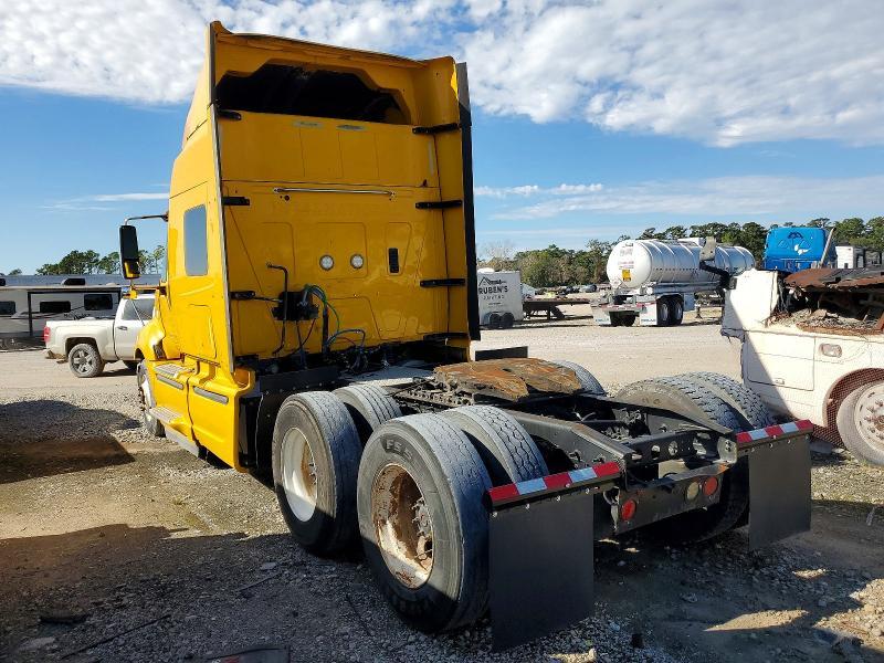 2015 International Prostar Semi Truck