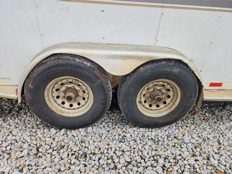 2007 Sundowner Horse Trailer