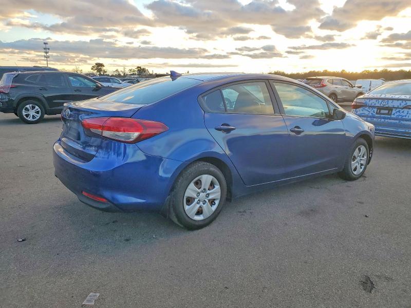 2018 KIA Forte lx