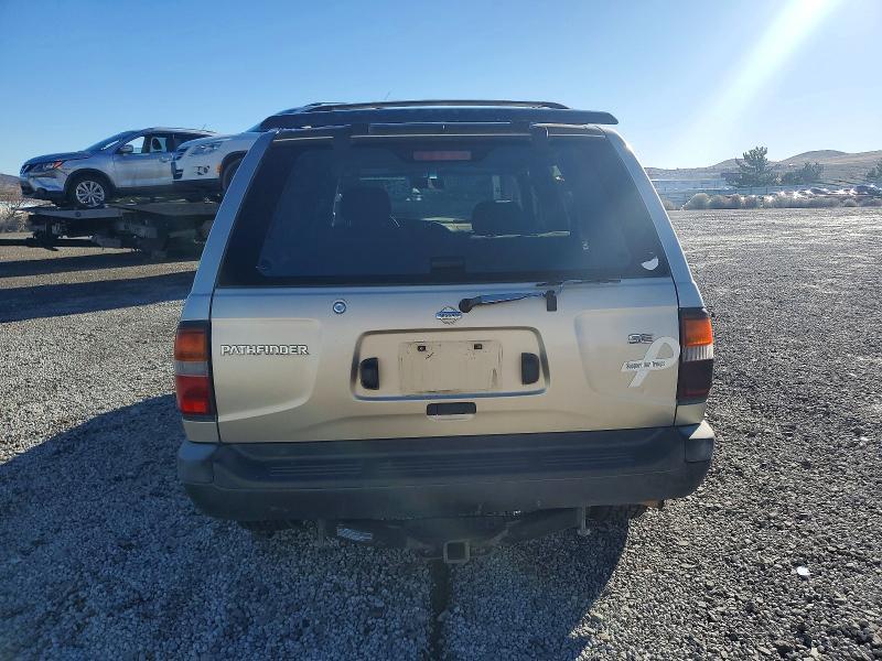 1997 Nissan Pathfinder le