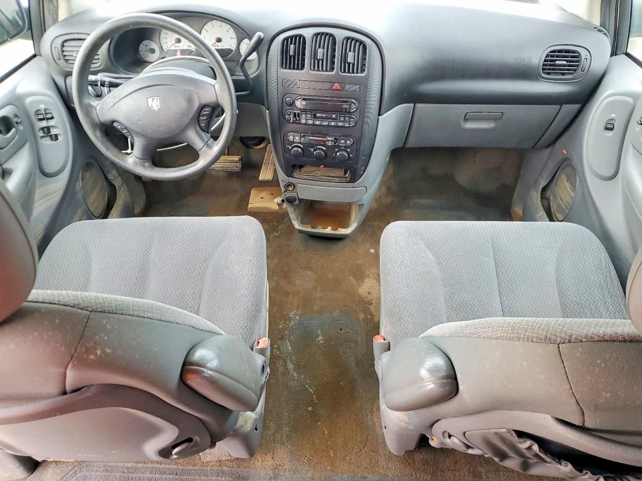 2005 Dodge Grand Caravan se