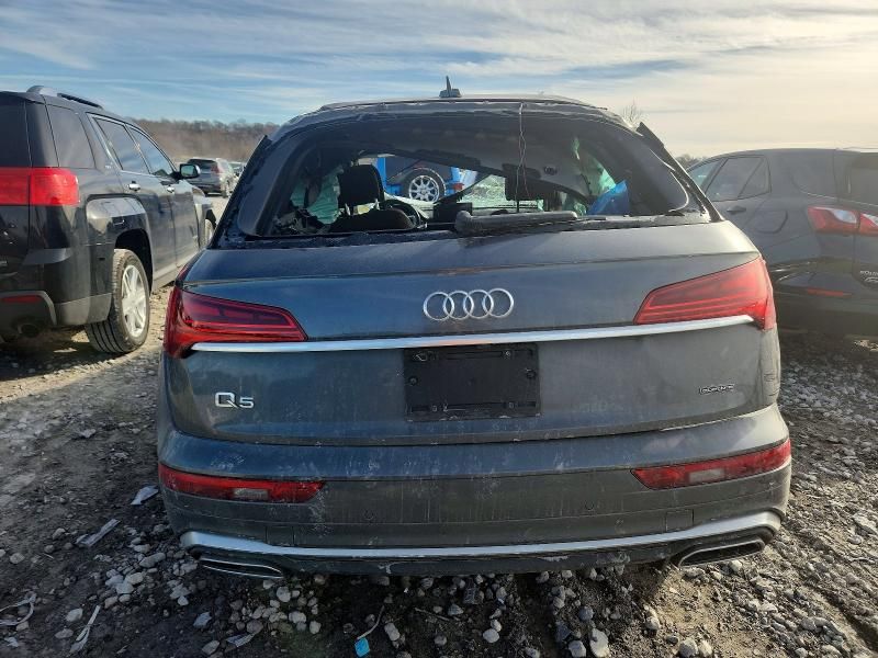 2021 Audi Q5 e Prestige
