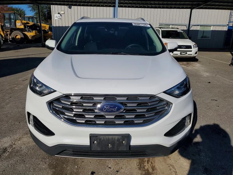 2019 Ford Edge sel