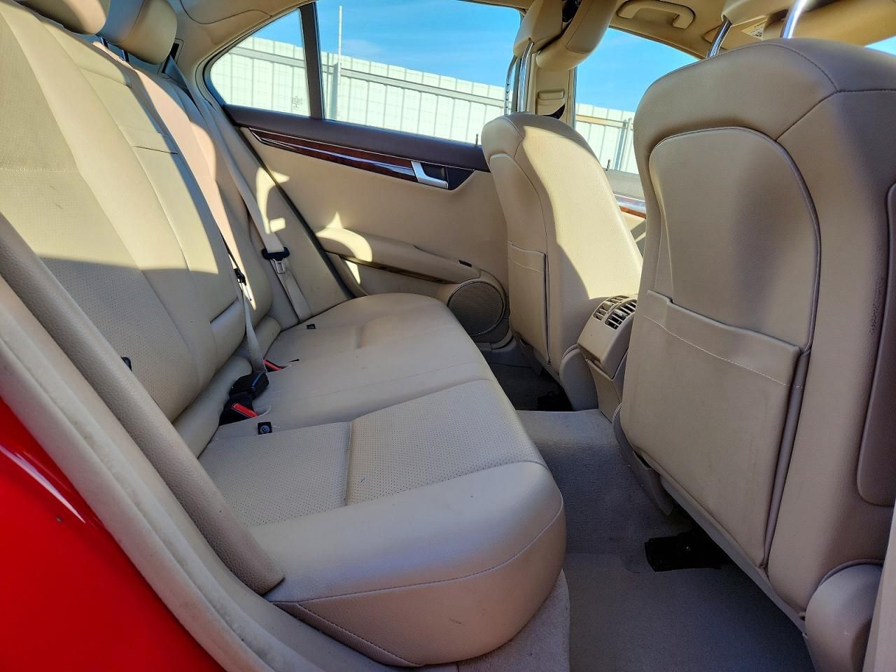 2014 Mercedes-Benz C 250