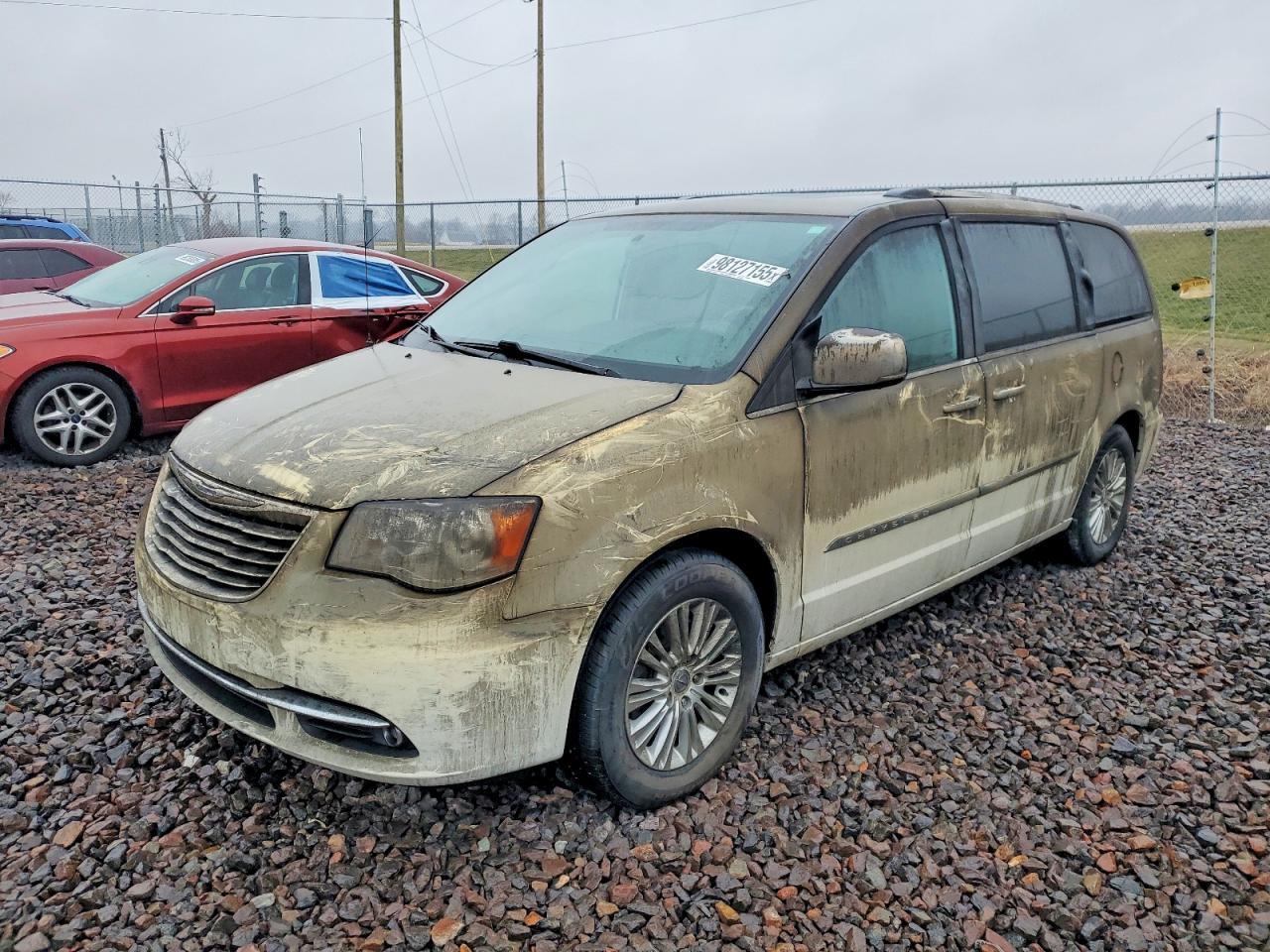 2015 Chrysler Town & Country Limited Platinum