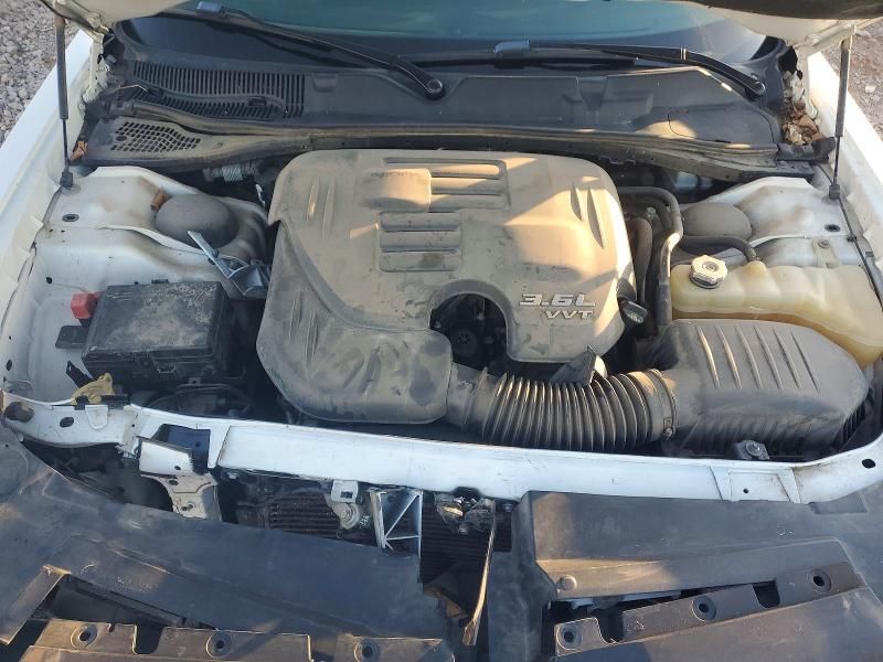 2016 Dodge Challenger sxt