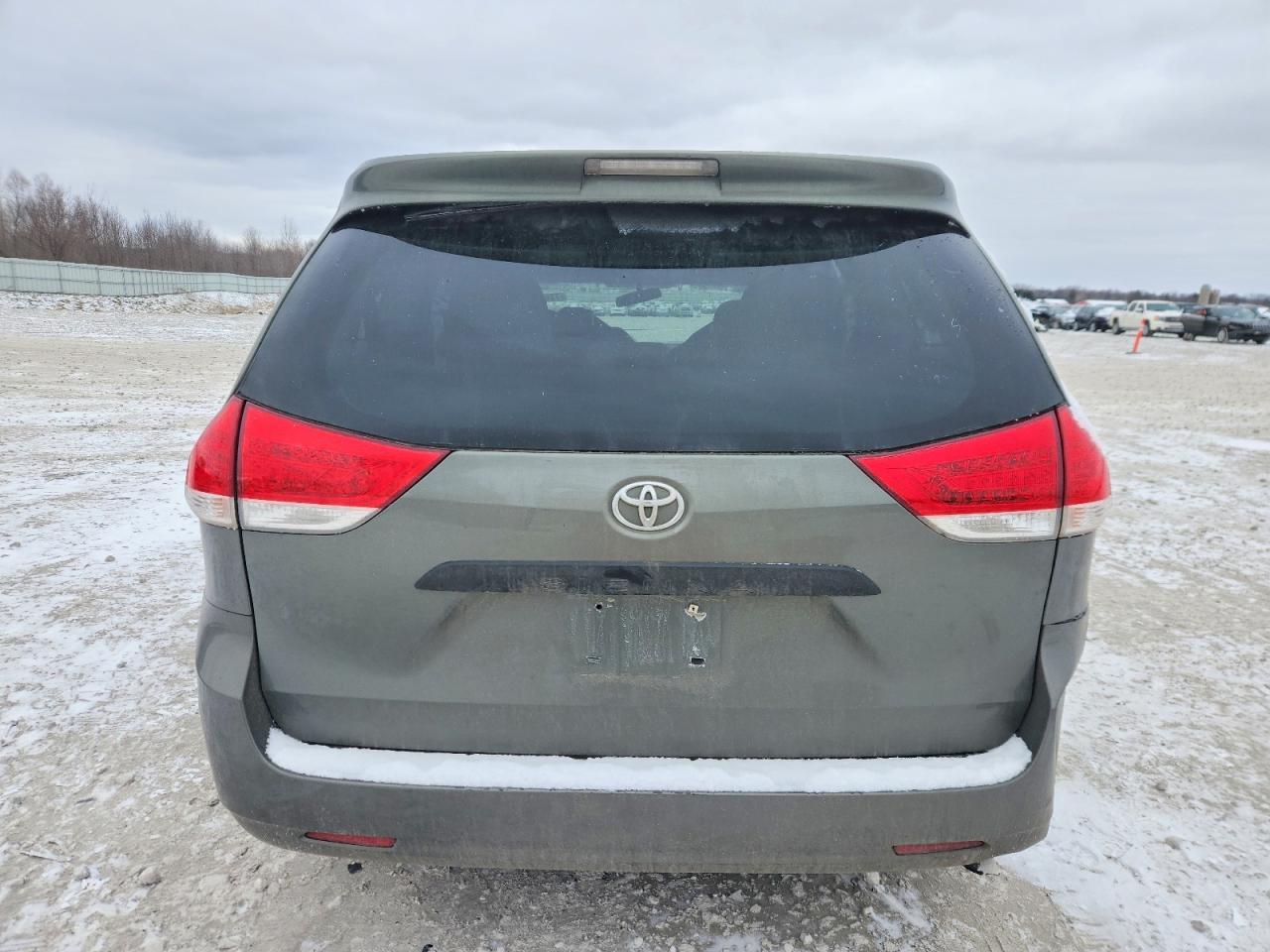 2011 Toyota Sienna Base