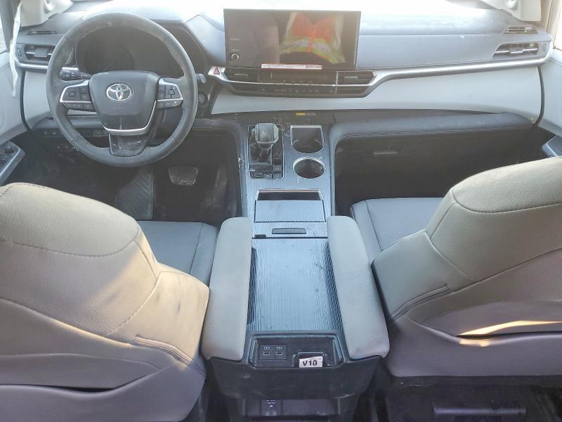 2025 Toyota Sienna