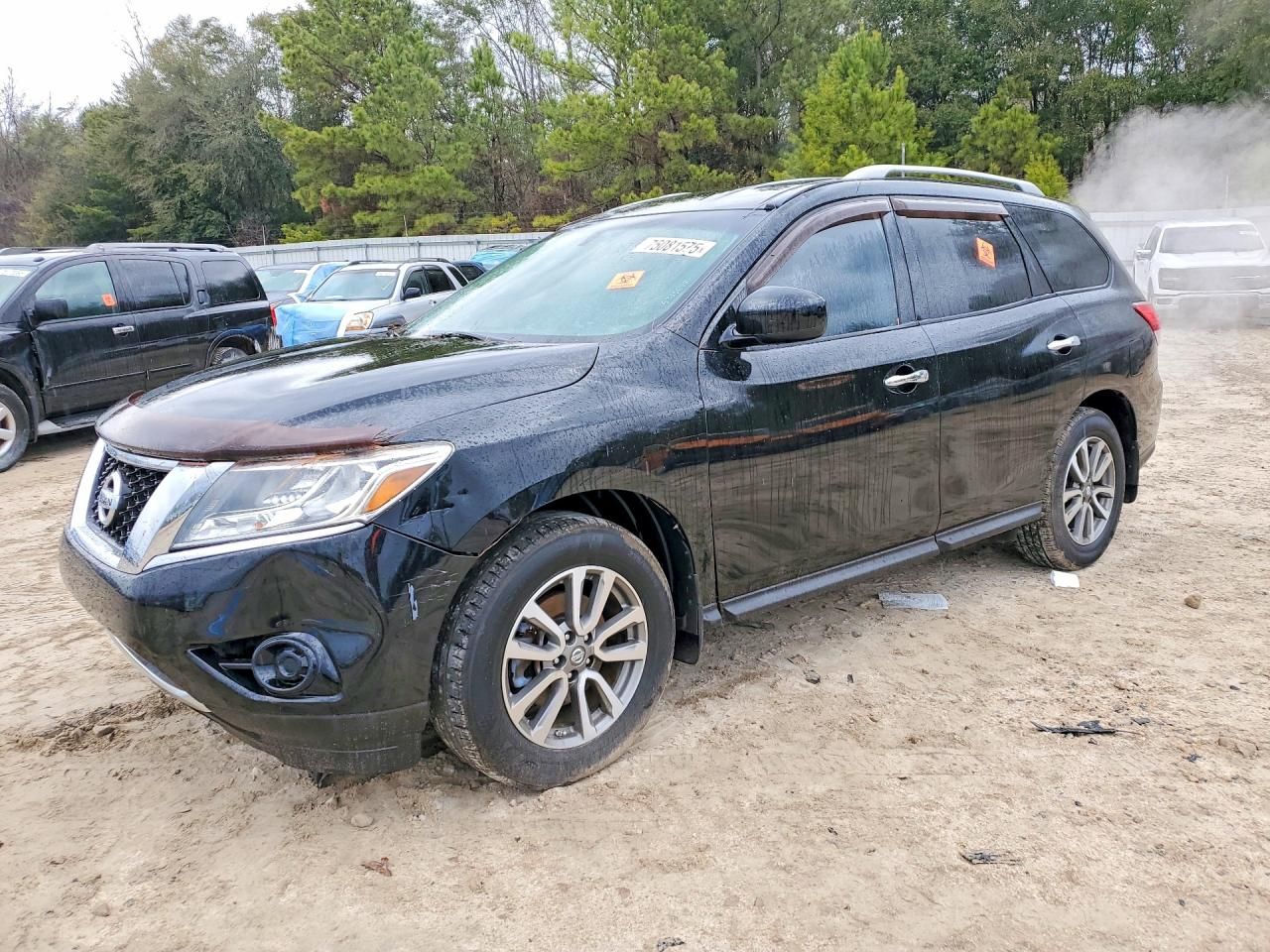 2014 Nissan Pathfinder s
