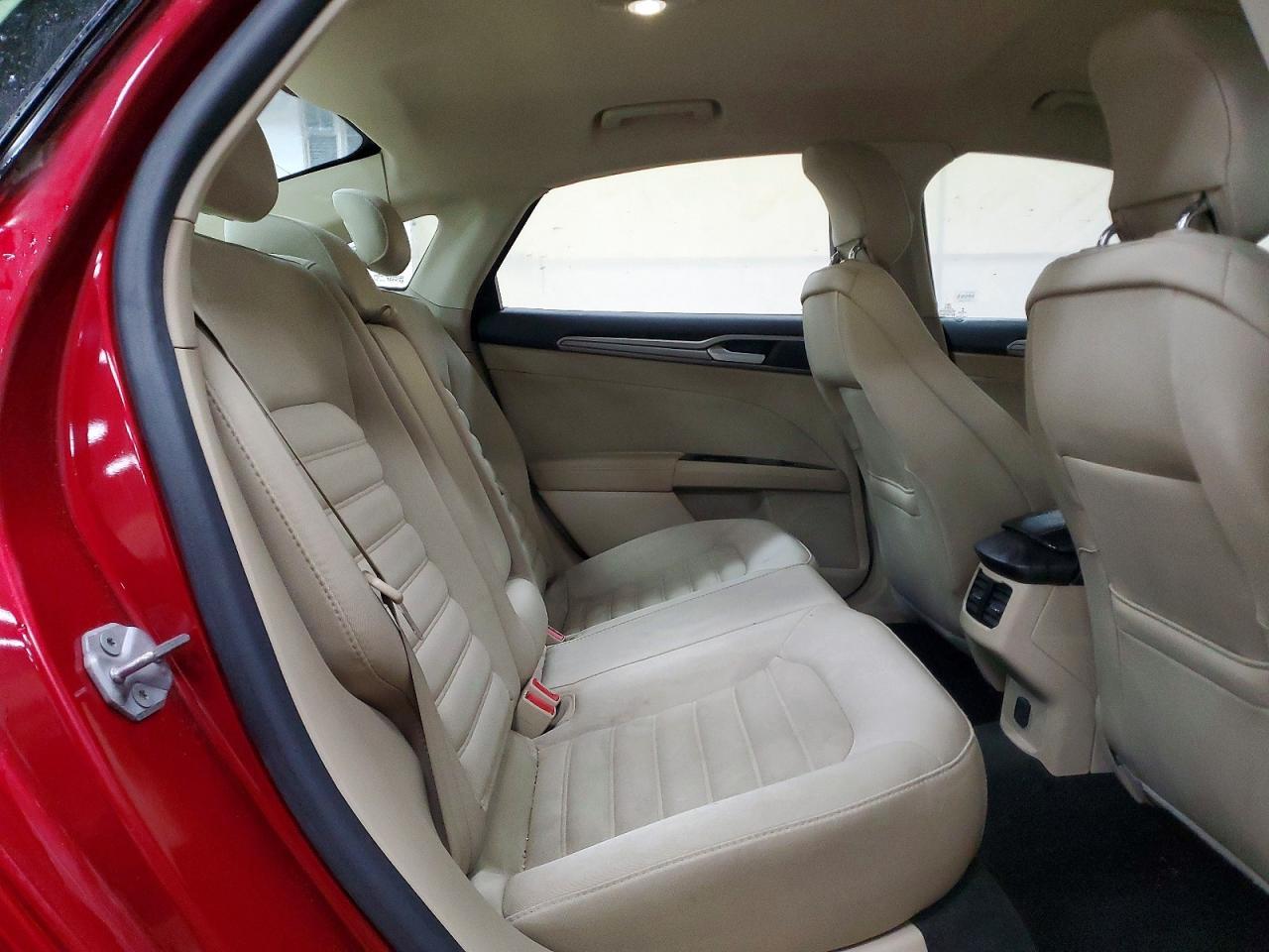 2014 Ford Fusion se