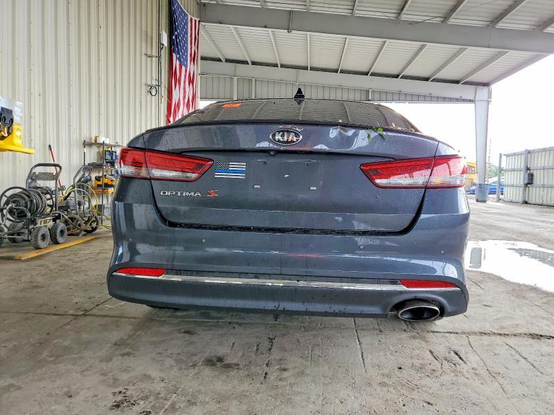 2018 KIA Optima s