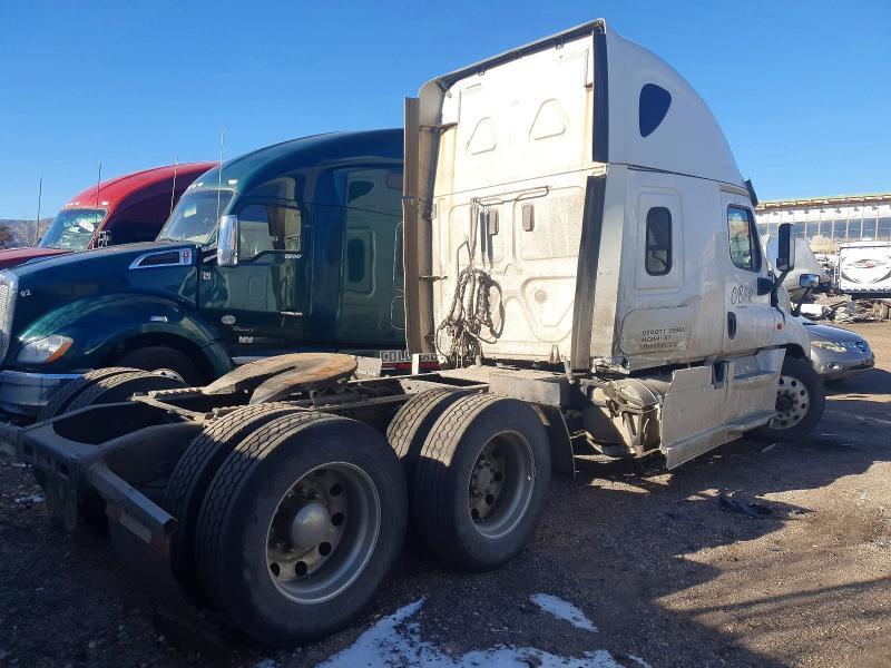 2017 Freightliner Cascadia 125 Semi Truck