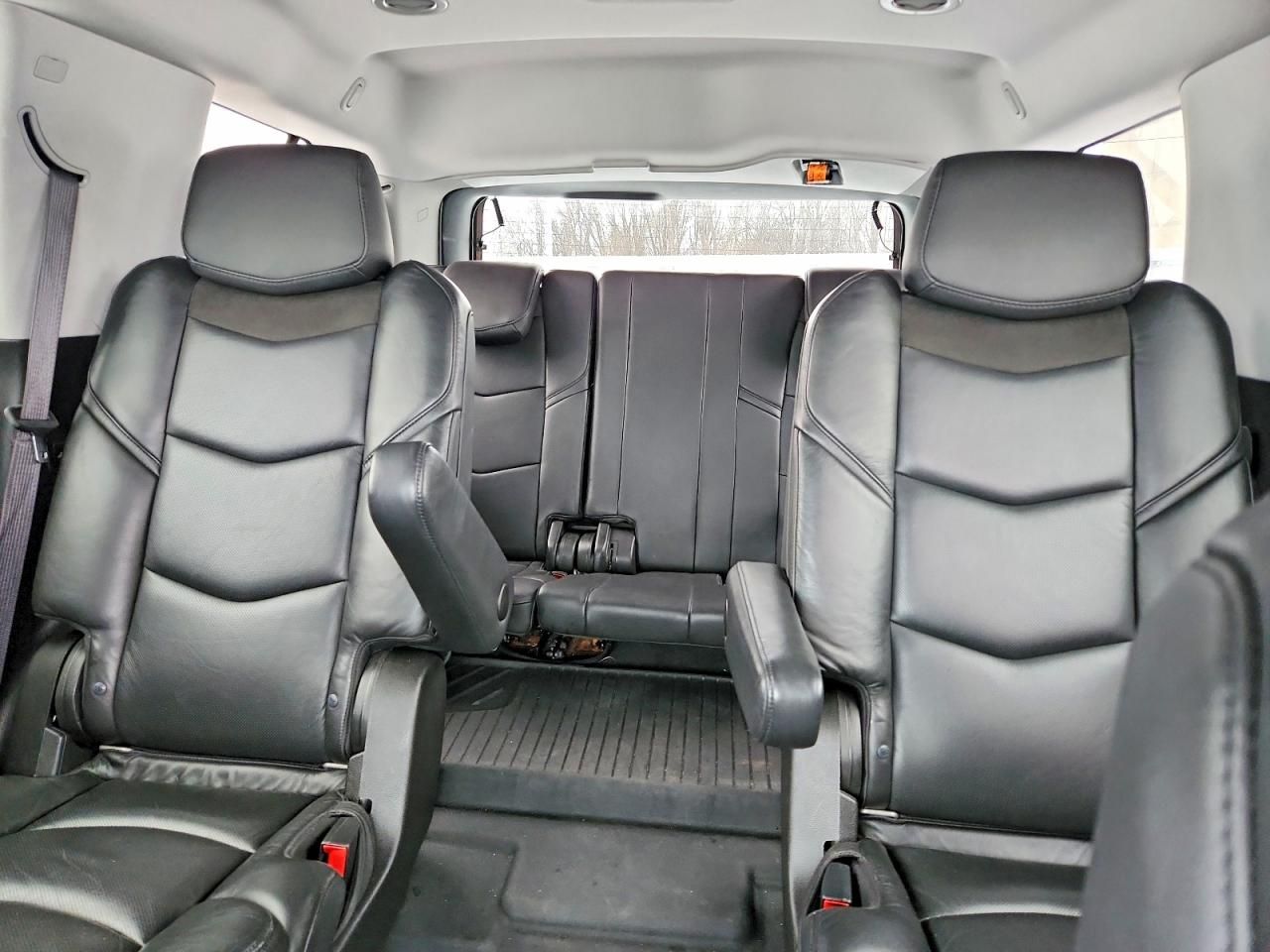 2019 Cadillac Escalade Luxury