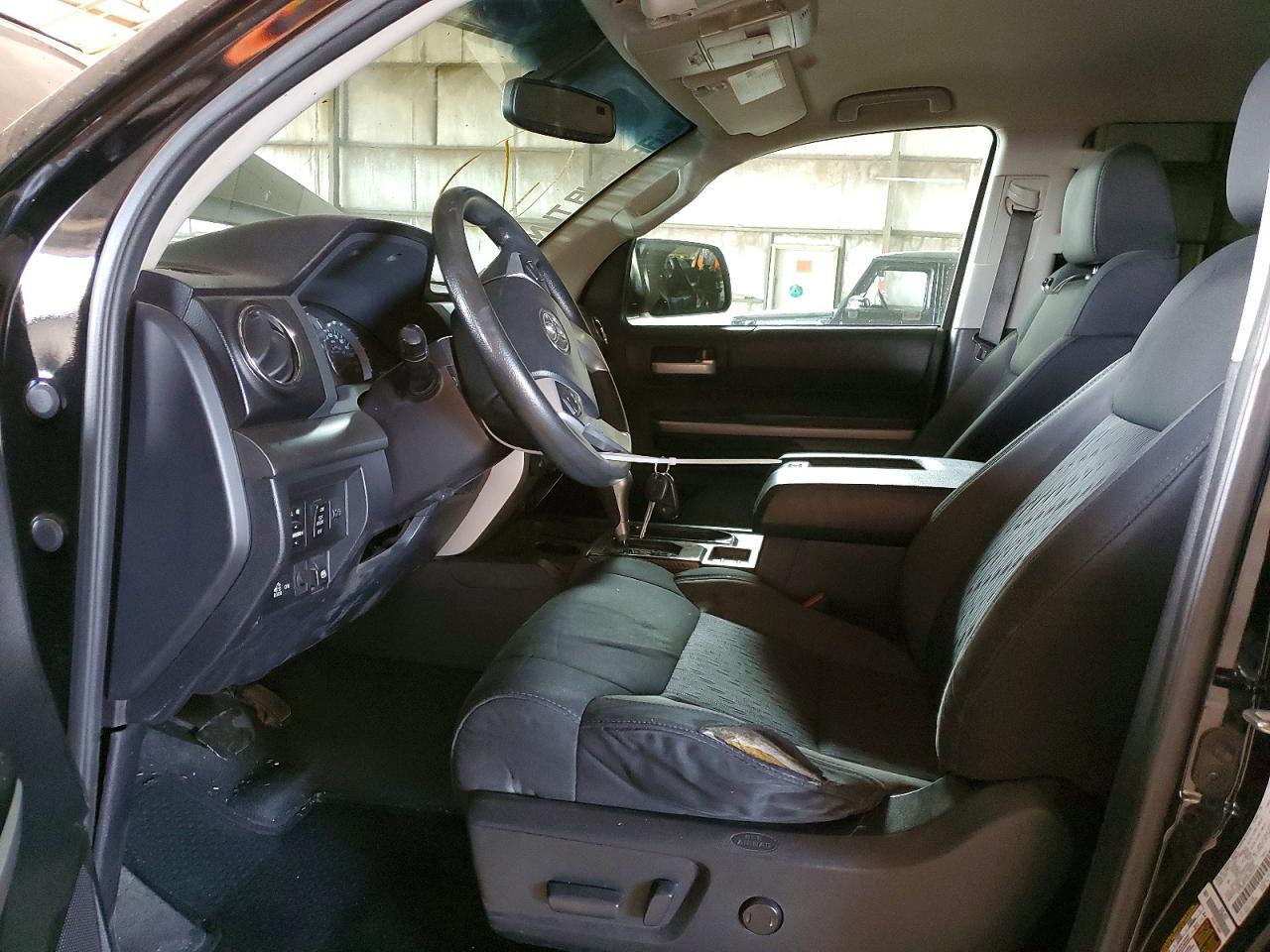 2017 Toyota Tundra SR5