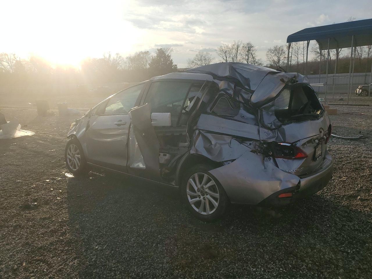 2014 Mazda 5 Sport