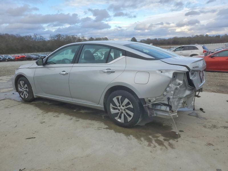 2024 Nissan Altima s