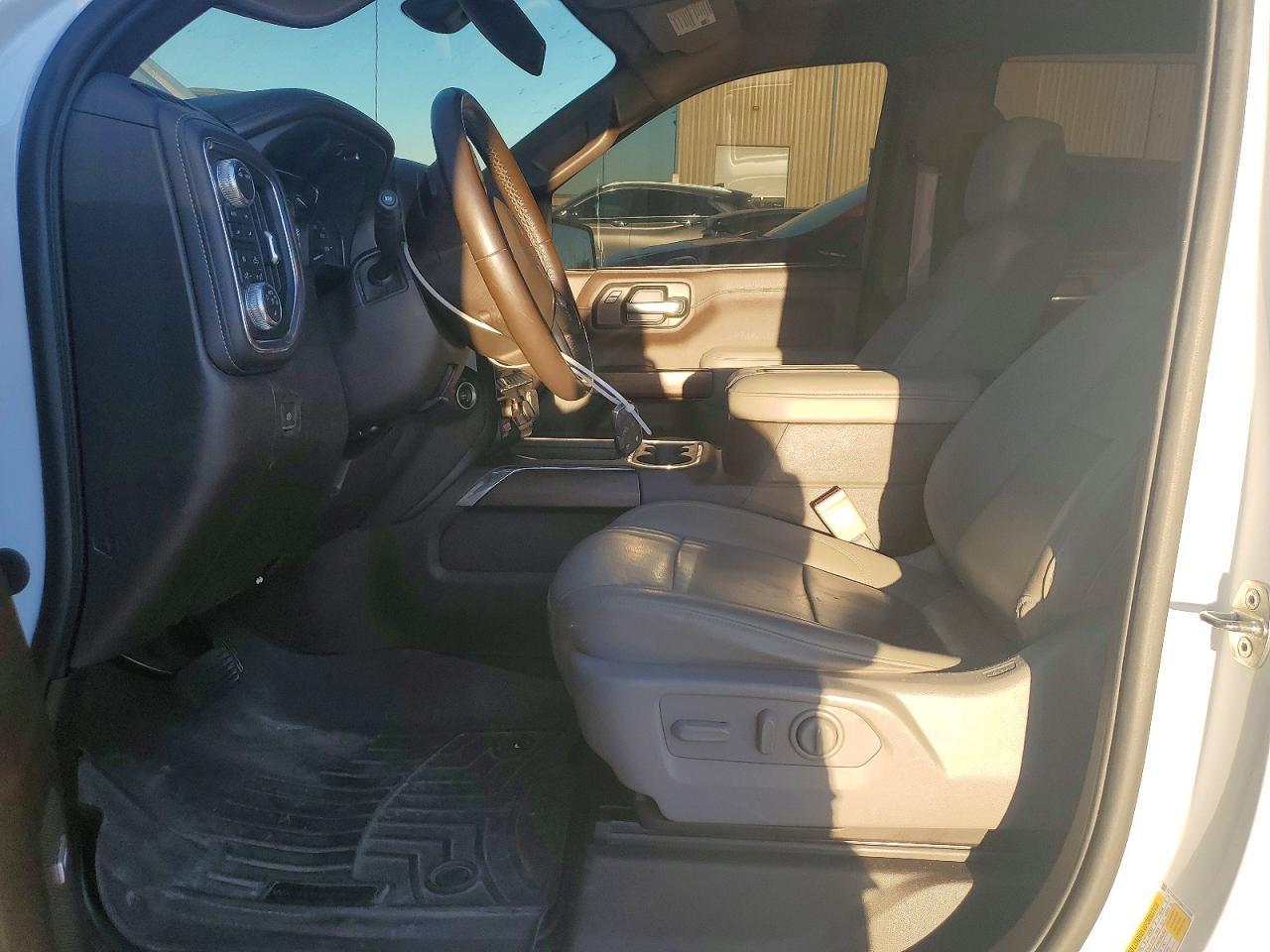2021 GMC Sierra K1500 slt