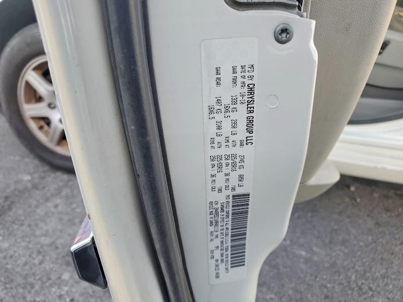 2010 Chrysler Town & Country Touring