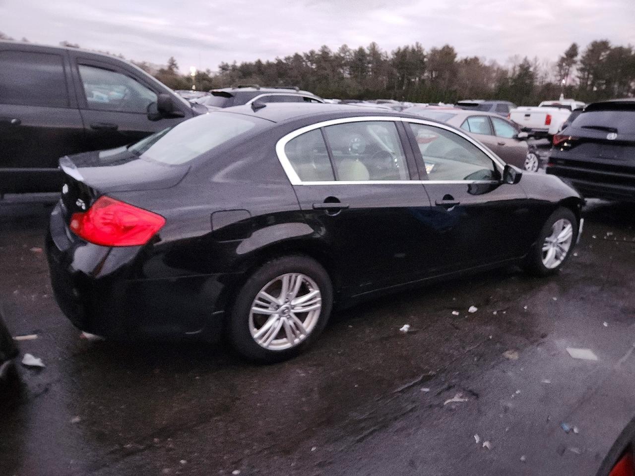 2010 Infiniti G37
