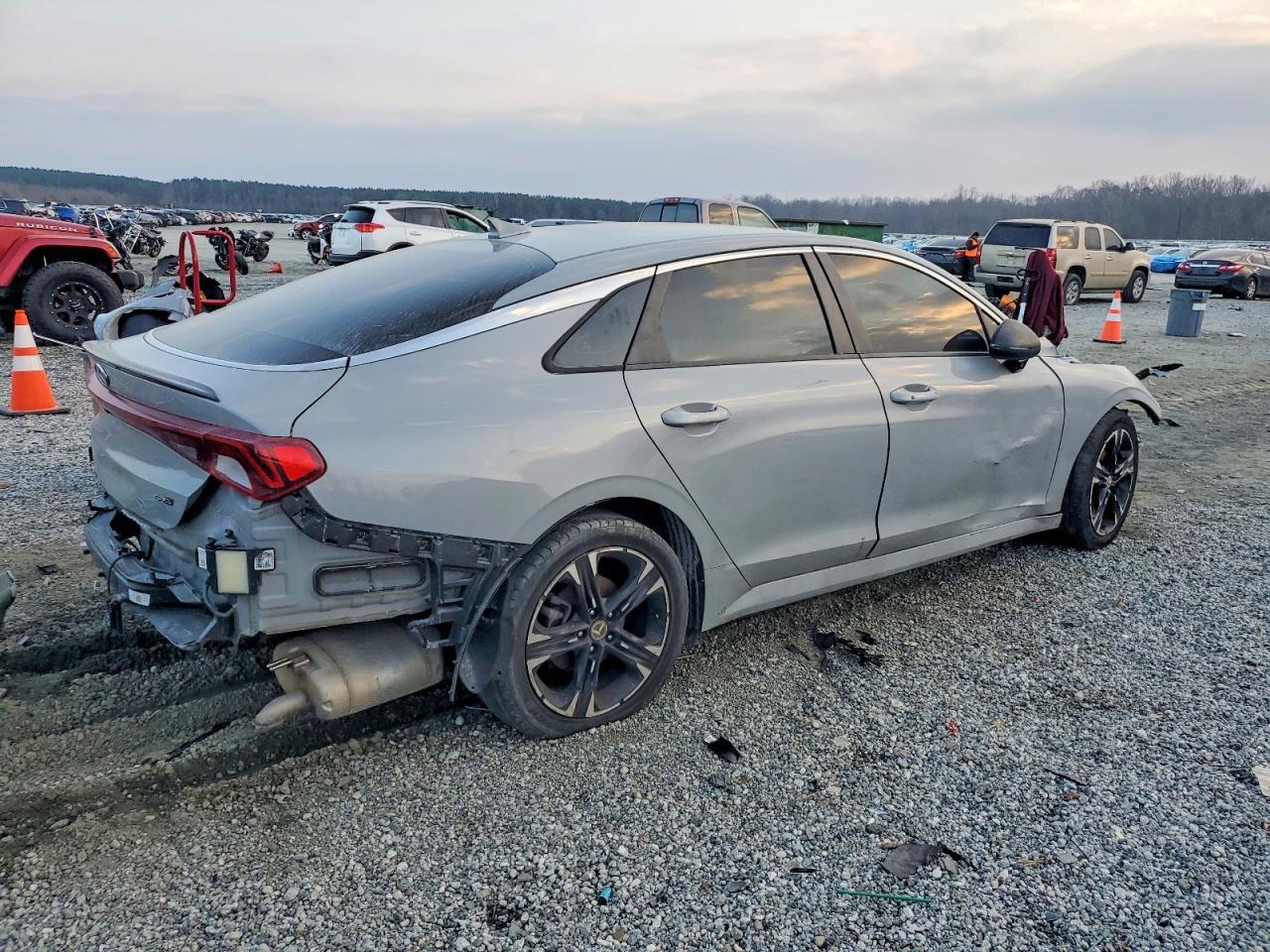2021 KIA K5 gt Line
