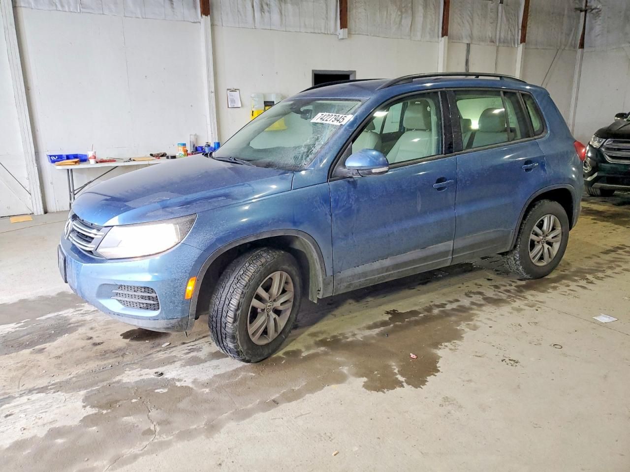 2017 Volkswagen Tiguan s