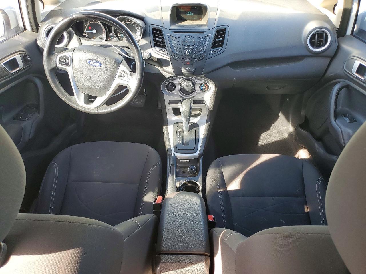 2015 Ford Fiesta se