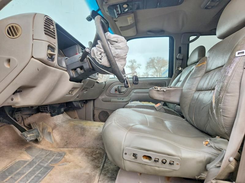 1999 GMC Suburban K1500