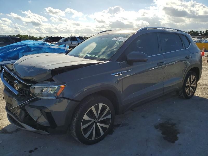 2022 Volkswagen Taos se