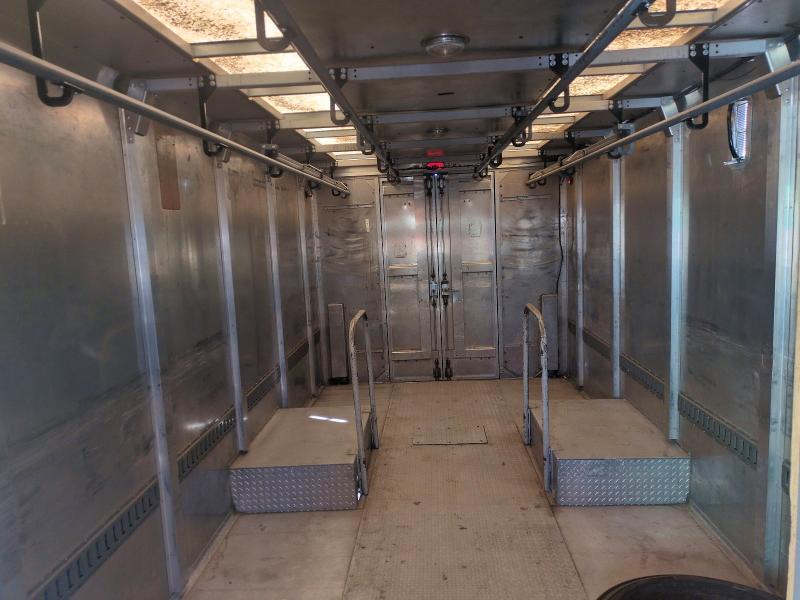 2006 Workhorse Custom Chassis 2006 Workhorse W42 Delivery Truck