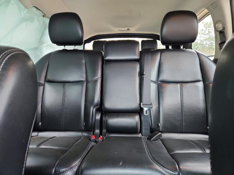 2016 Nissan Pathfinder sl