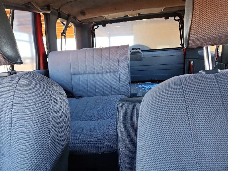 1995 Nissan Pathfinder xe