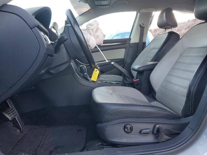 2015 Volkswagen Passat se