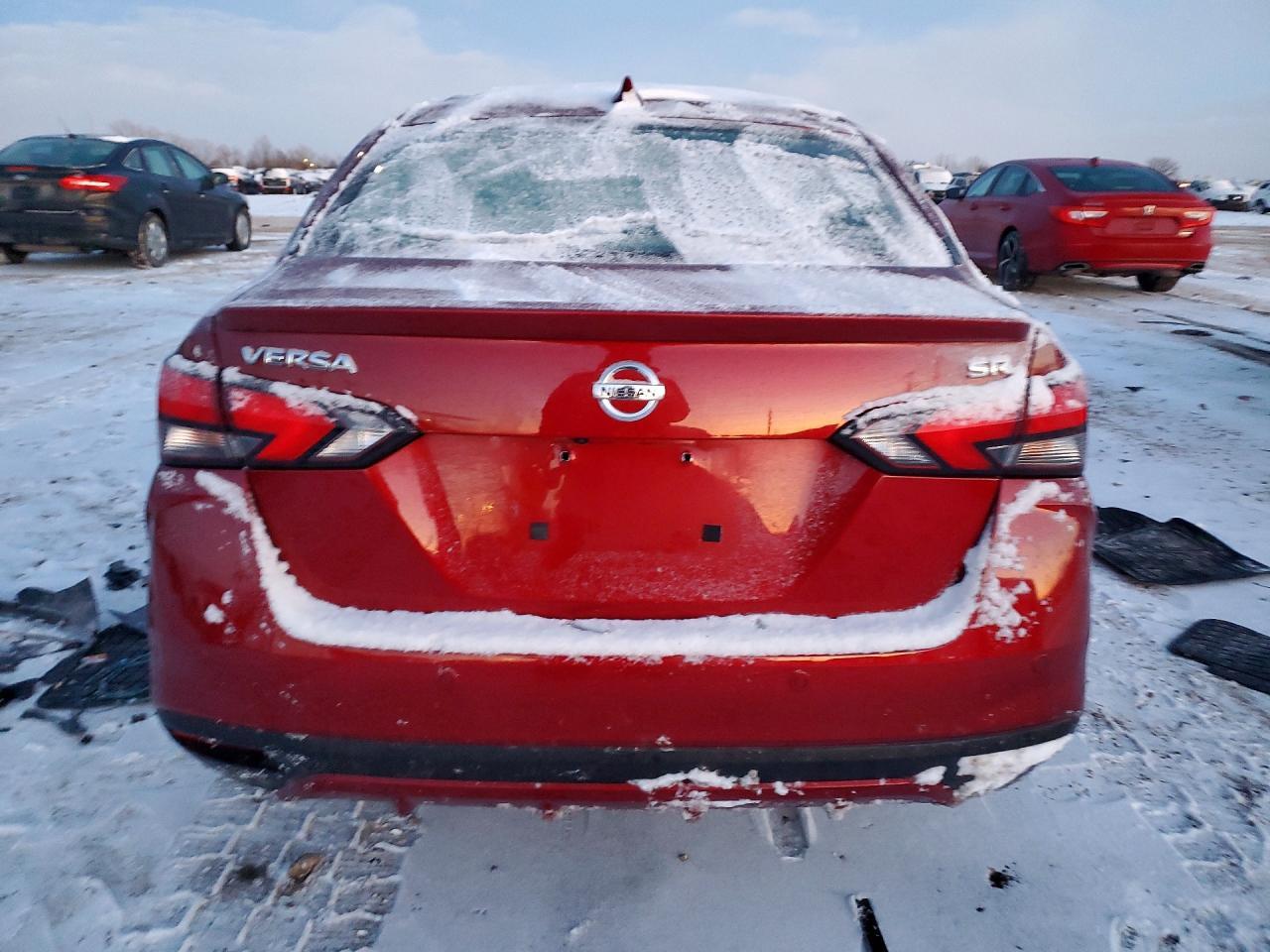 2021 Nissan Versa sr