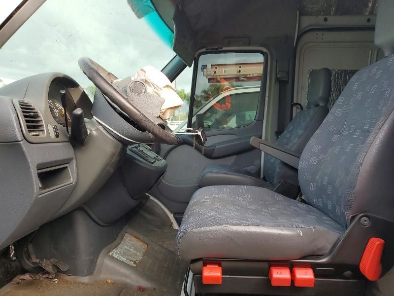 2006 Mercedes-Benz 2006 Mercedes Benz Sprinter 2500 Delivery van