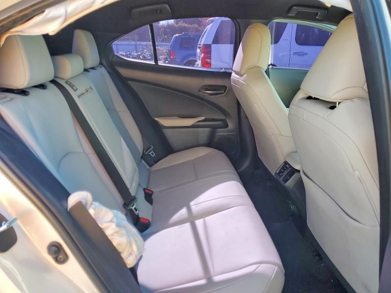 2022 Lexus Ux 250h Base