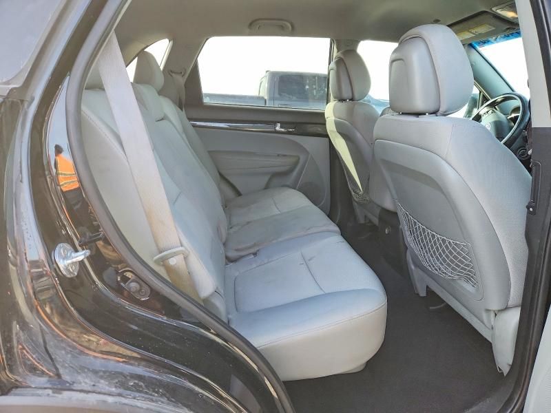2013 KIA Sorento lx