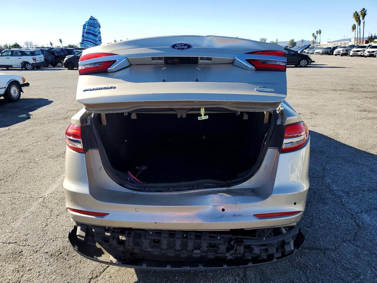 2019 Ford Fusion se