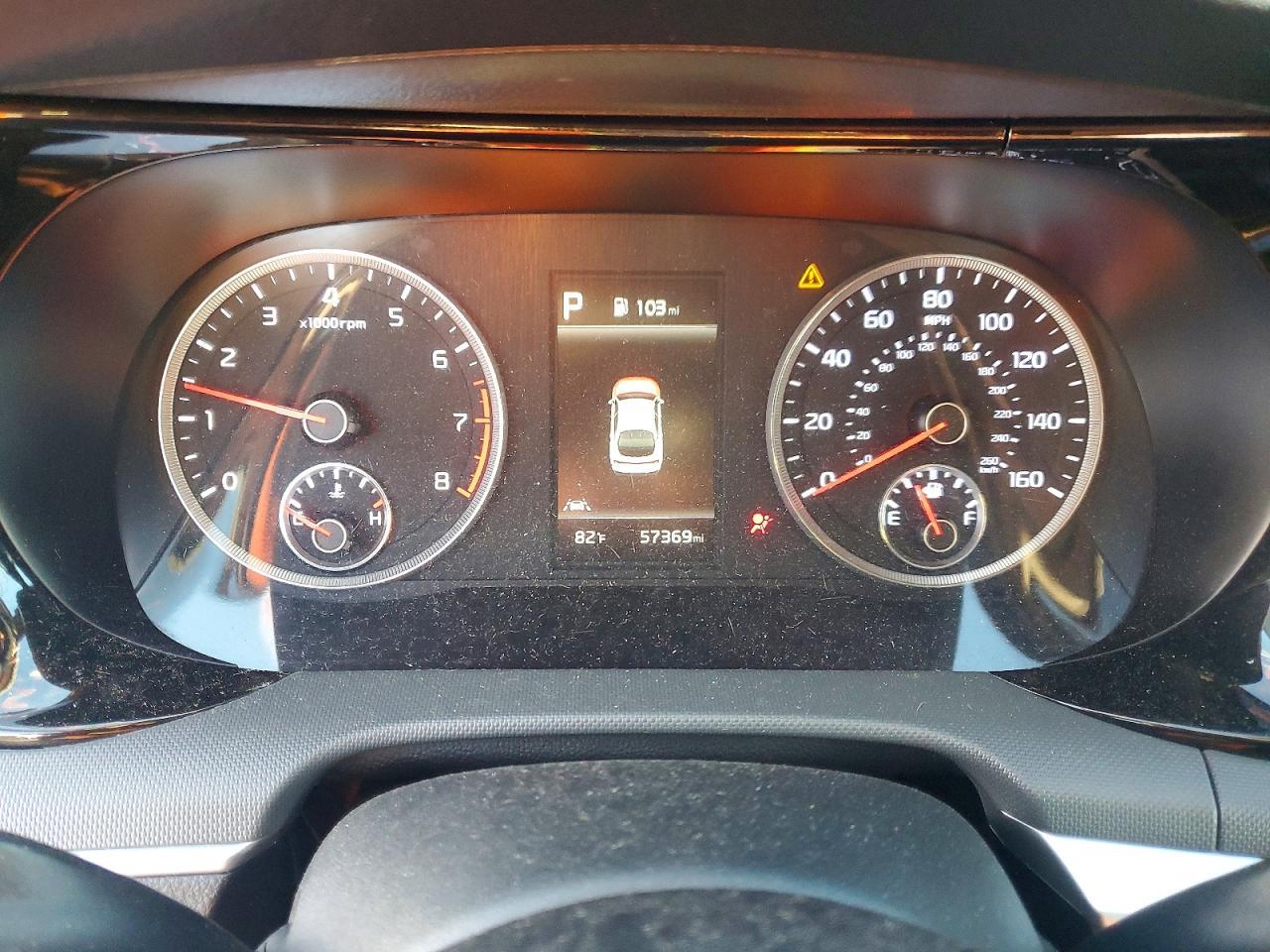 2022 KIA K5 lxs