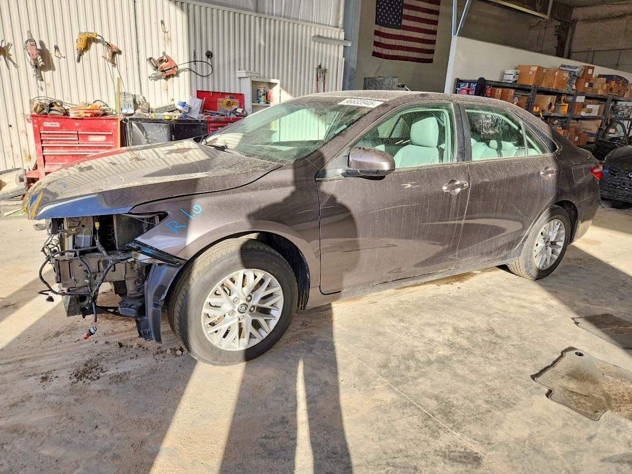 2016 Toyota Camry le