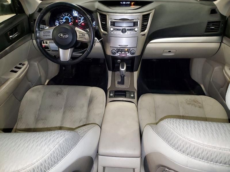 2010 Subaru Outback 2.5i Premium