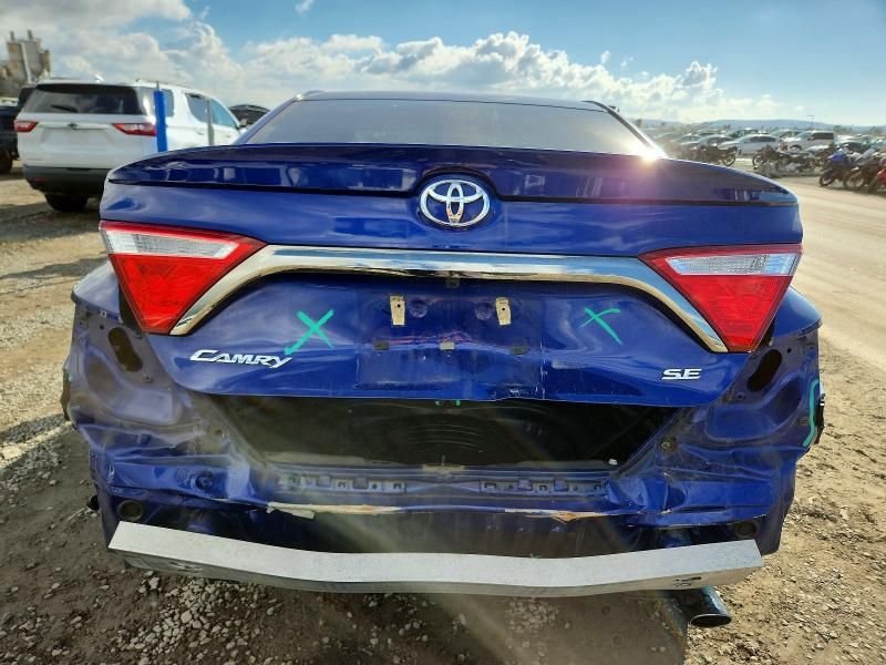 2015 Toyota Camry le