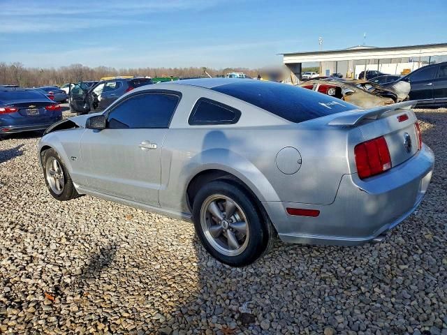 2005 Ford Mustang gt